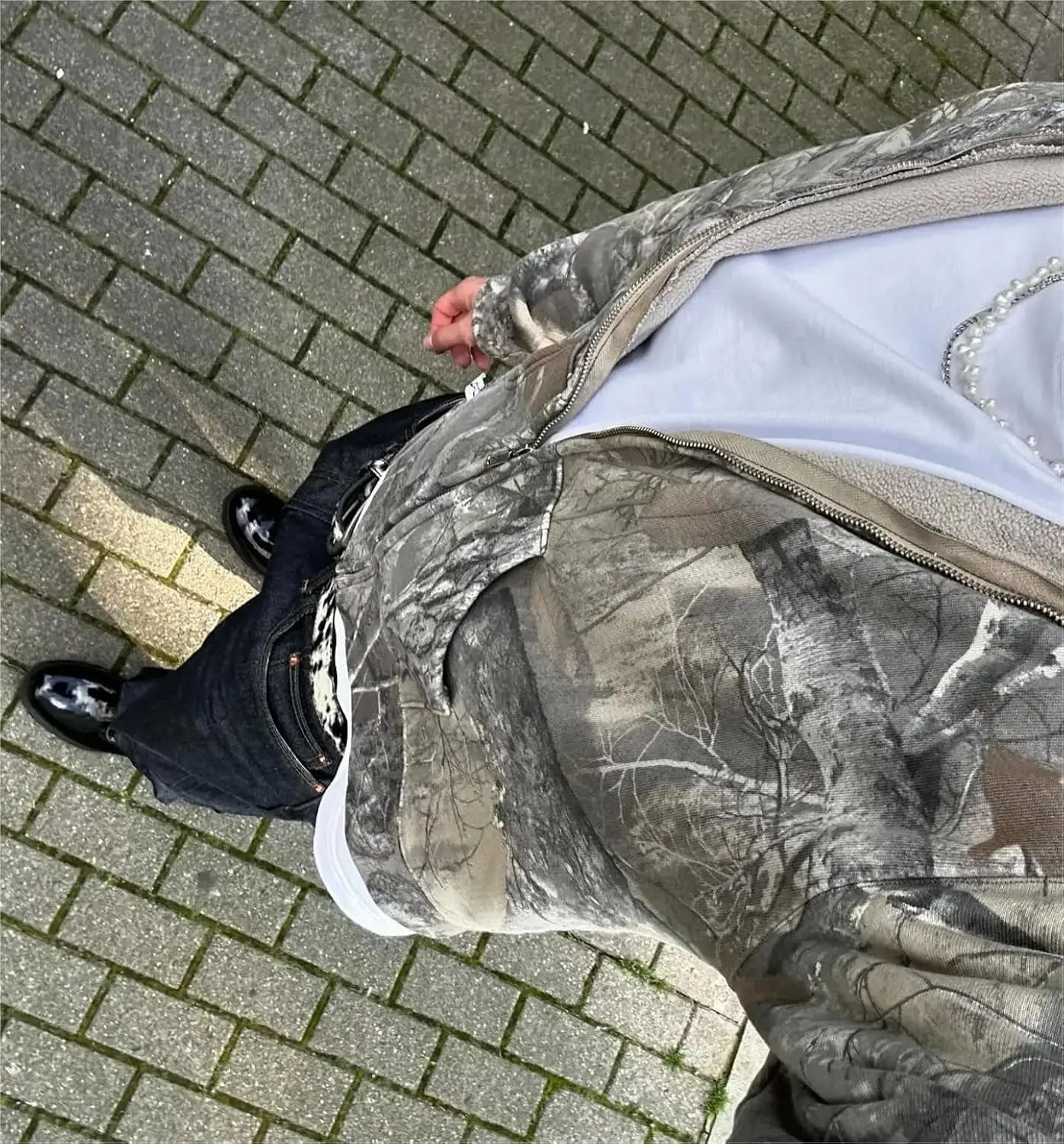 MOLERFO Y2k Women Oversized Zip Up Hoodies Graphic Camo Cheetach Print Hoodie Trendy Grunge Jackets Streetwear Vintage 2000s